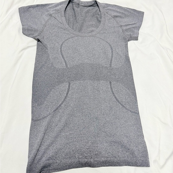 Lululemon Swiftly Tech Short Sleeve Crew - Picture 4 of 9